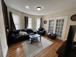featured image of 33 Fairbanks St #3
