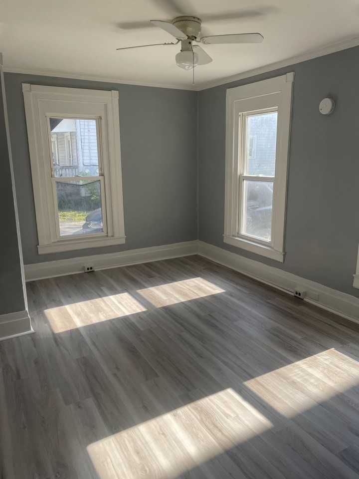 144 W Main St - Photo 2 of 12