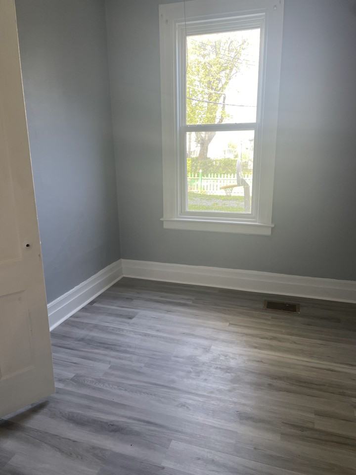 146 W Main St - Photo 2 of 14