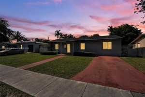 Houses for Rent In Miami Springs, FL - 146 Rentals Available | Zumper