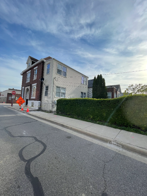 2018 New York Ave #2 - Photo 2 of 2