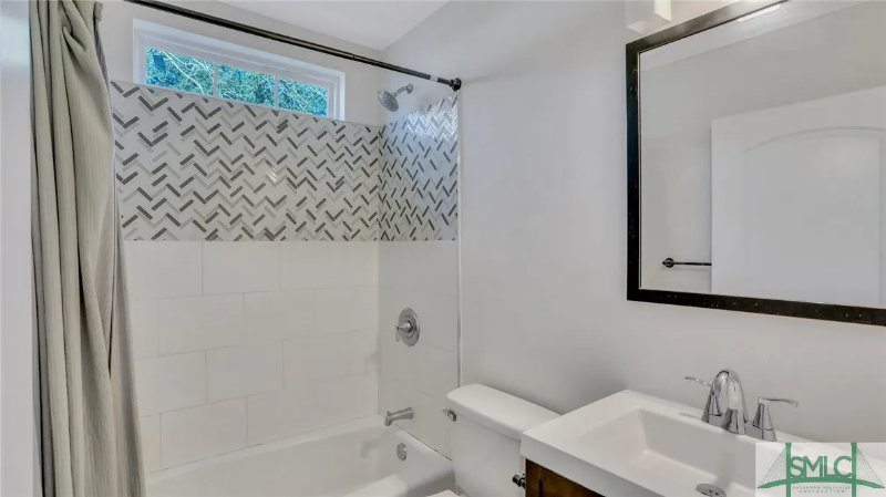 1200 E 37th St - Photo 6 of 15