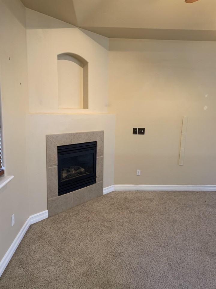 464 1/2 Chatfield Ln #1 - Photo 7 of 13