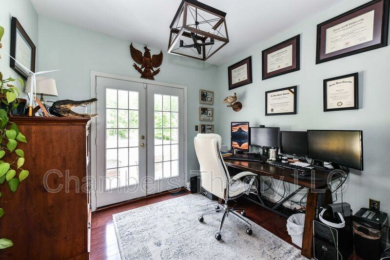 19689 Smith Cir - Photo 2 of 50