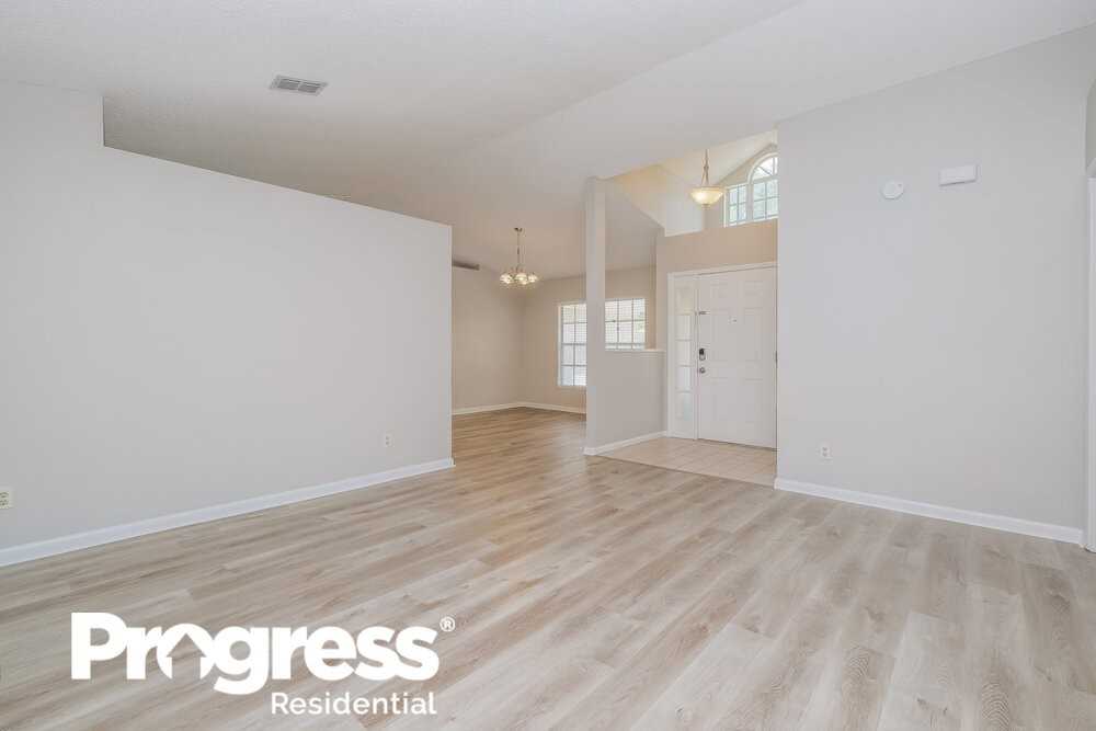 10414 Ashley Oaks Dr - Photo 3 of 16