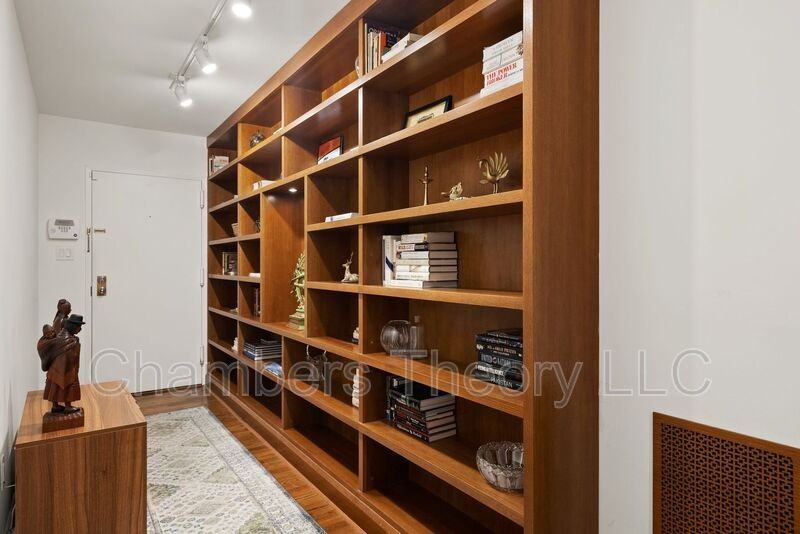 1651 Lamont St Nw #2E - Photo 2 of 25