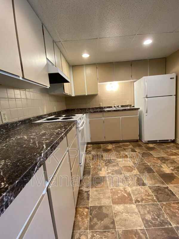 1401 2b St S #15 - Photo 6 of 18
