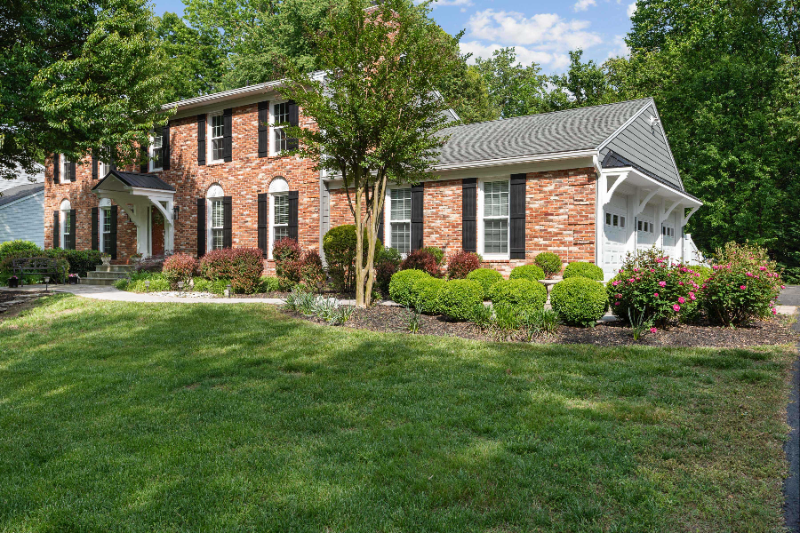 799 Brackley Rd - Photo 2 of 31