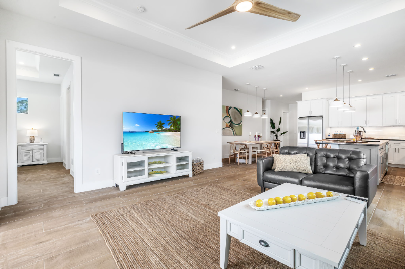 789 109th Ave N - Photo 6 of 28