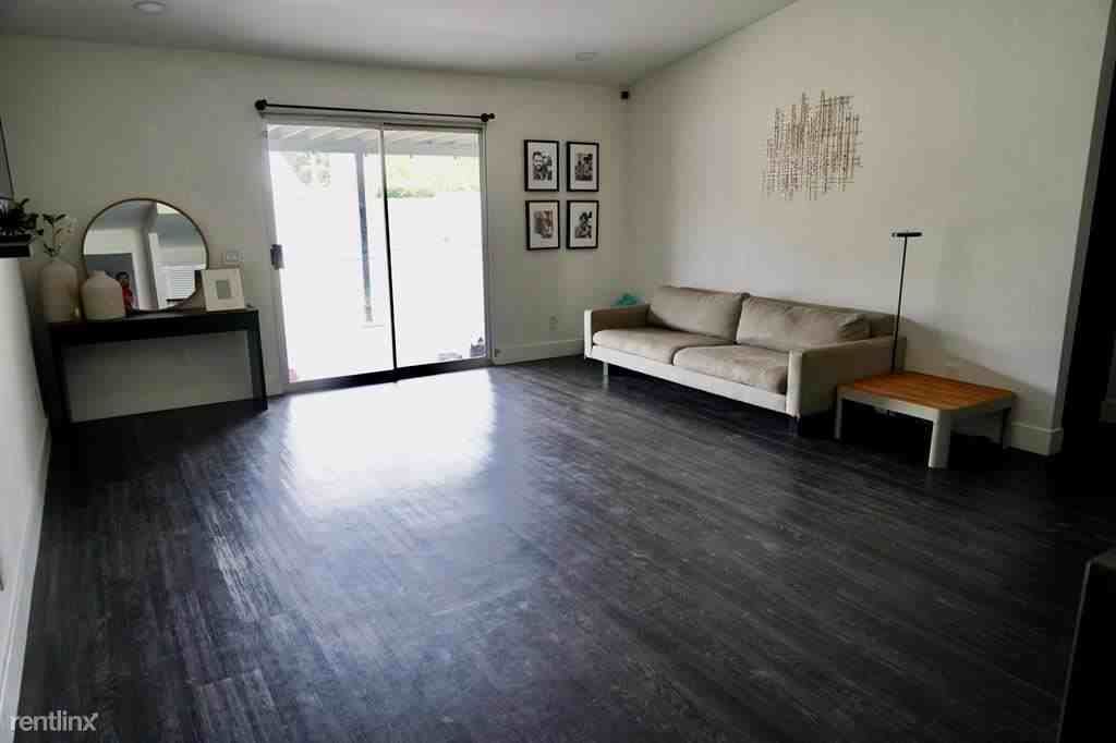 68305 Hermosillo Rd - Photo 3 of 10