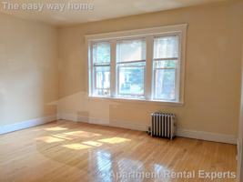 featured image of 10 Wendell St #5