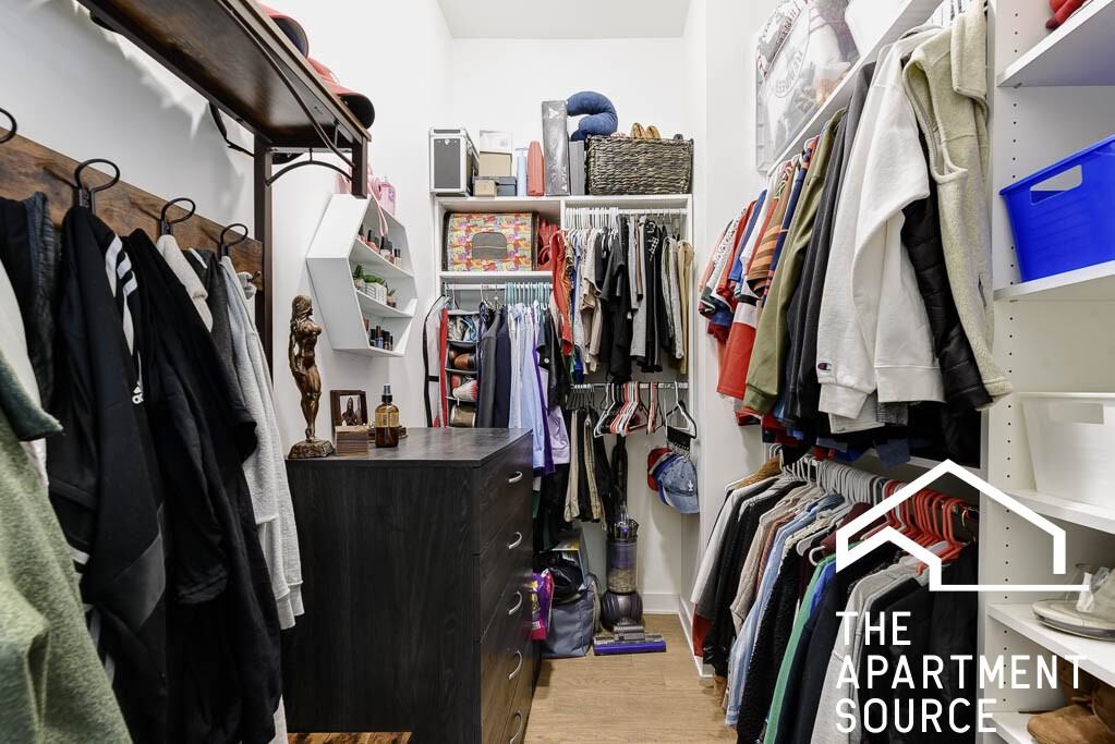 3462 N Lincoln Ave #202 - Photo 7 of 11