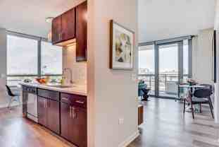 North Halsted St. & Kinzie #2801 - Photo 1 of 1