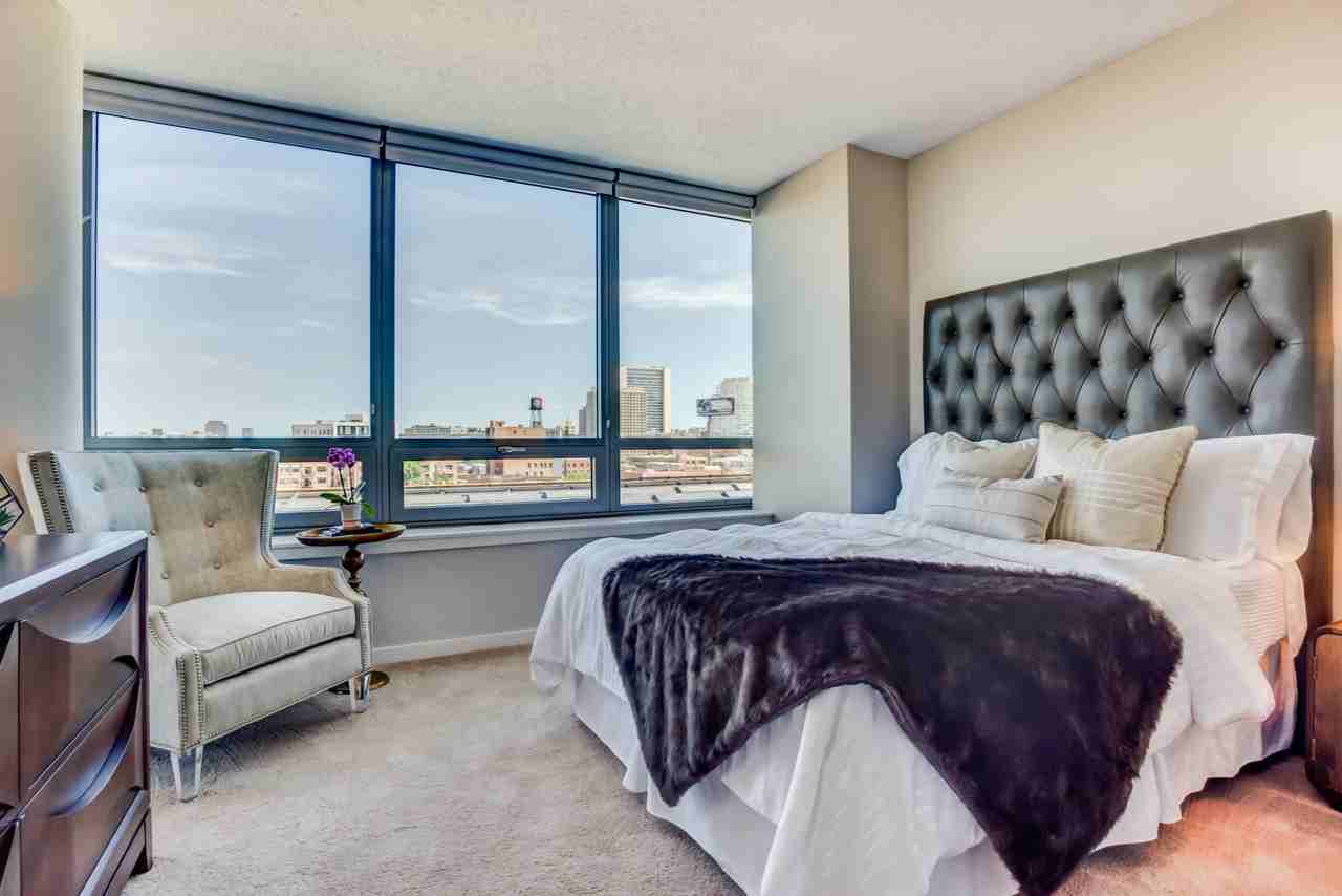 N Halsted St #515 - Photo 2 of 13