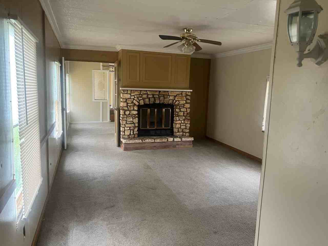 137 Thelma - Photo 2 of 8