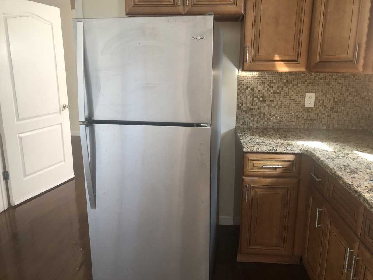 529 54th Street #8 - Photo 5 of 23