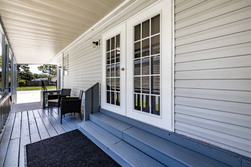 5084 76th St N - Photo 3 of 35