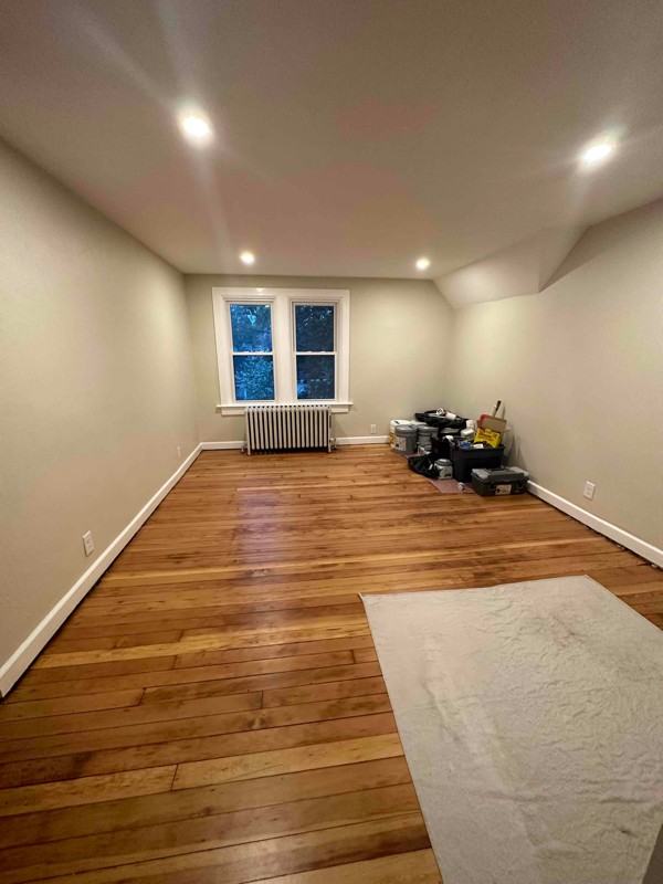 2428 S Webster Ave - Photo 2 of 8