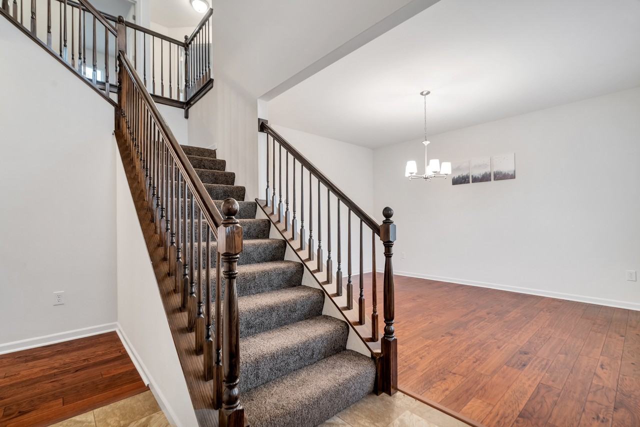 992 Meramec Grove Dr #NA - Photo 2 of 26