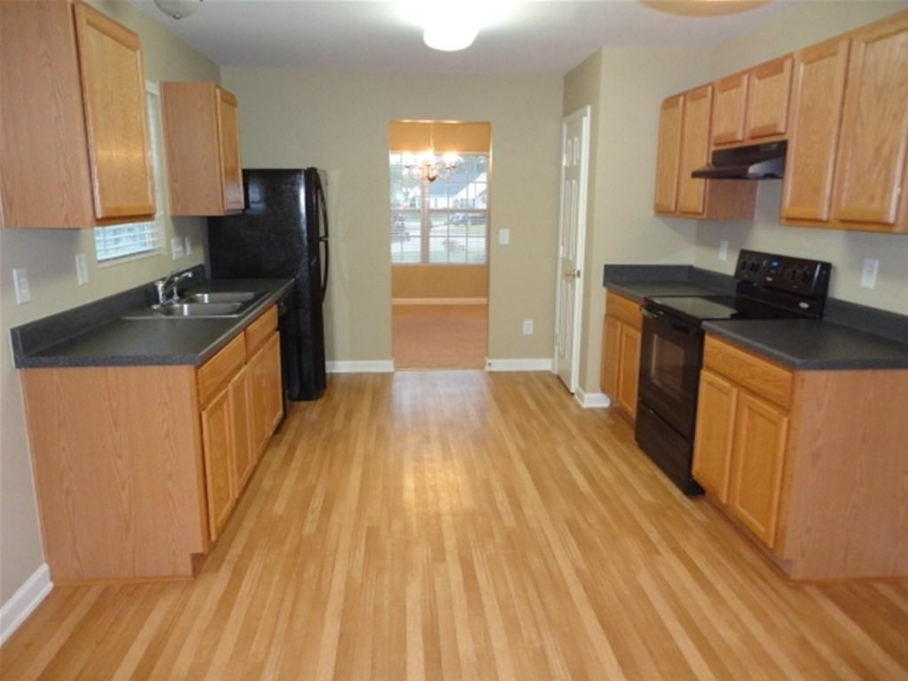 3641 Shadow Ridge Dr #NA - Photo 3 of 6