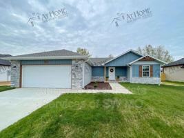featured image of 301 E Rosalie St