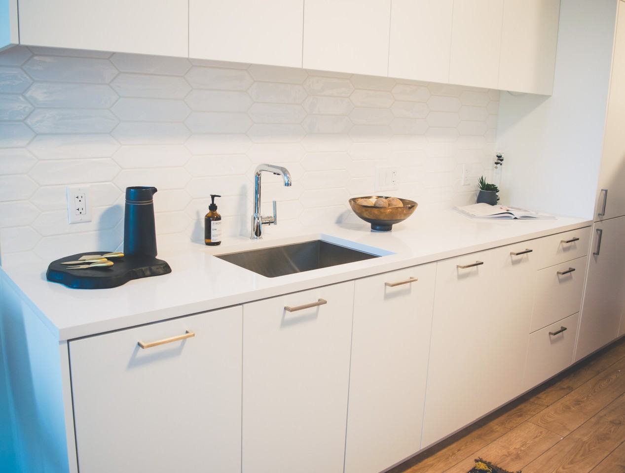 W Madison St #702N - Photo 5 of 35