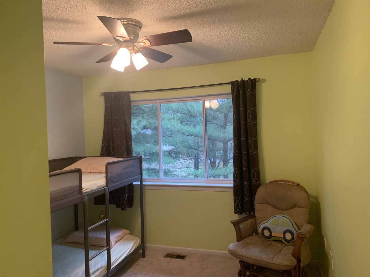 151 Tennyson Drive - Photo 2 of 12