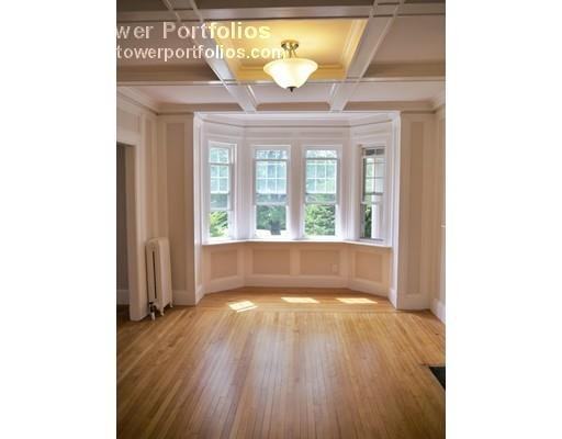 601 Franklin St 1 - Photo 2 of 10