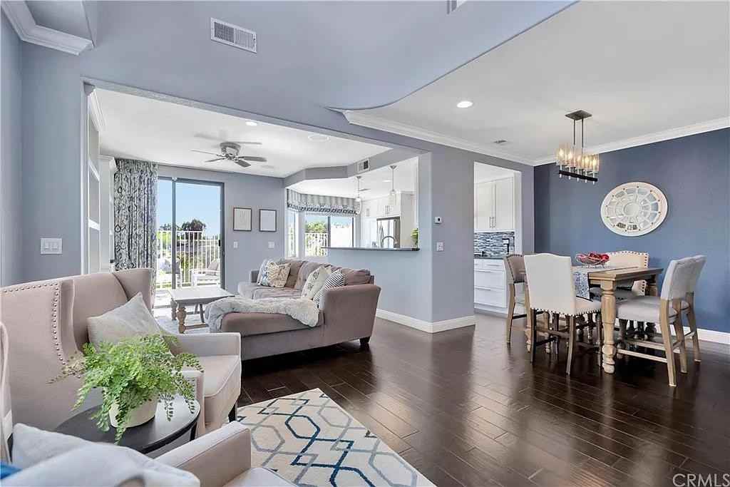 1549 San Rafael Drive South - Photo 3 of 19
