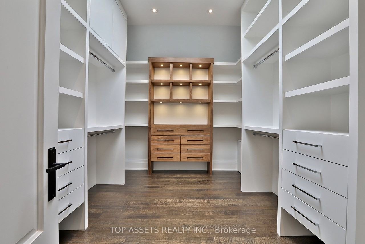 321 Richview Avenue #None - Photo 3 of 6