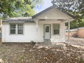3222 Laurel St - Photo 1 of 1