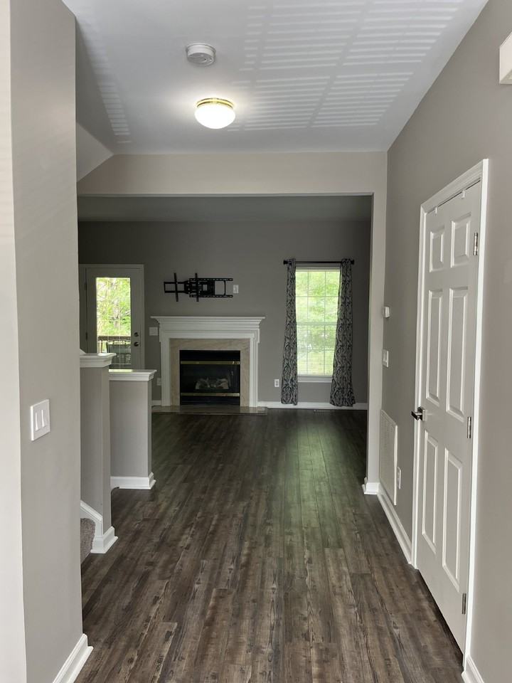 694 Huffine Manor Cir - Photo 3 of 24