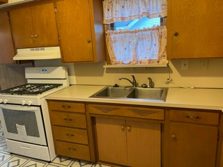 35844 Farragut Ave - Photo 4 of 11