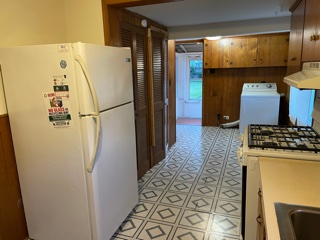 35844 Farragut Ave - Photo 6 of 11