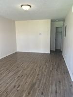 featured image of 823 N 6th St