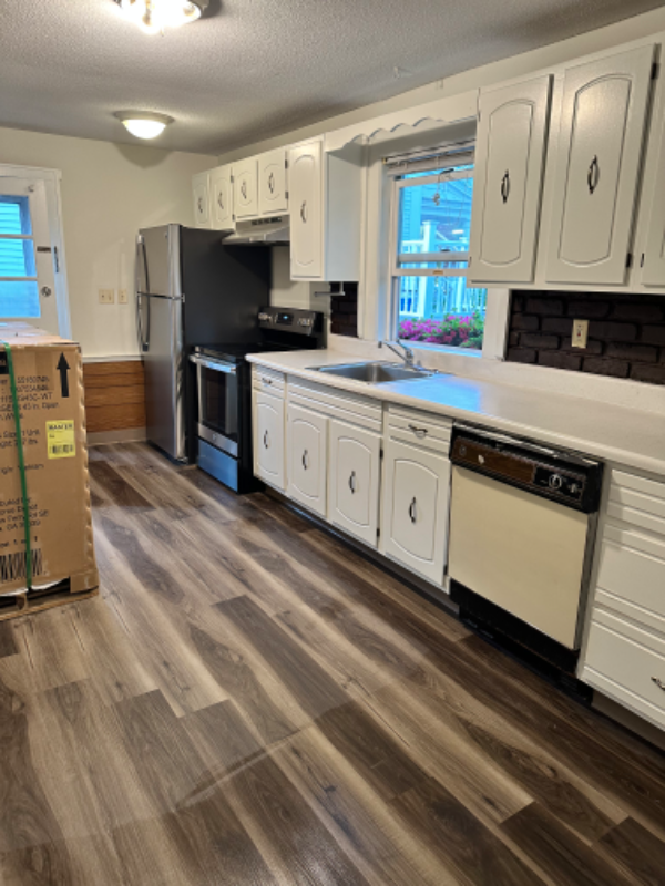 45 Sycamore St #2 - Photo 3 of 17