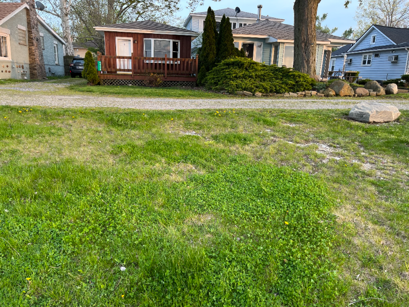 4528 Edgewater Dr - Photo 3 of 10