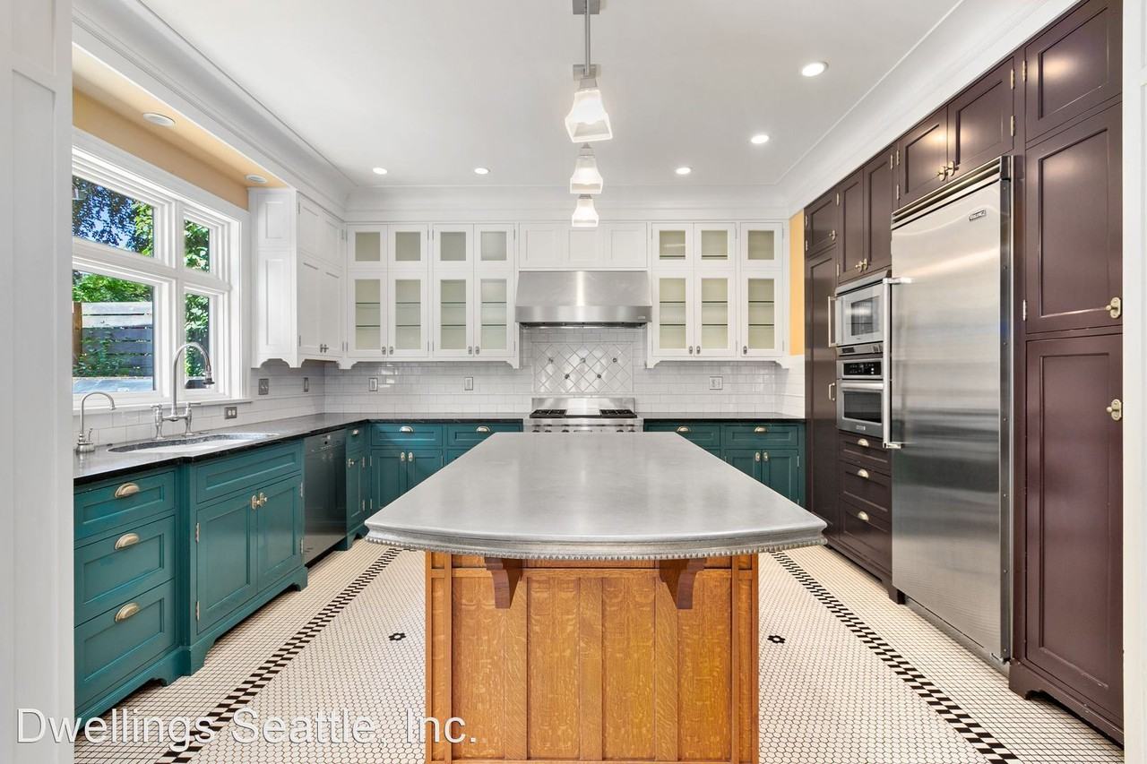 2659 Cascadia Ave S - Photo 2 of 50