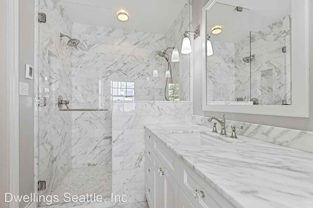 2659 Cascadia Ave S - Photo 3 of 50