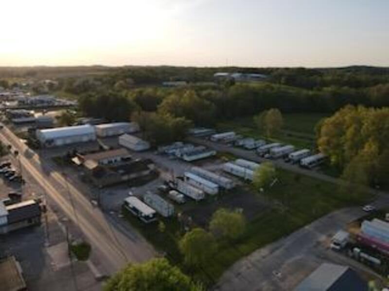 308 W Lincoln St - Photo 2 of 5