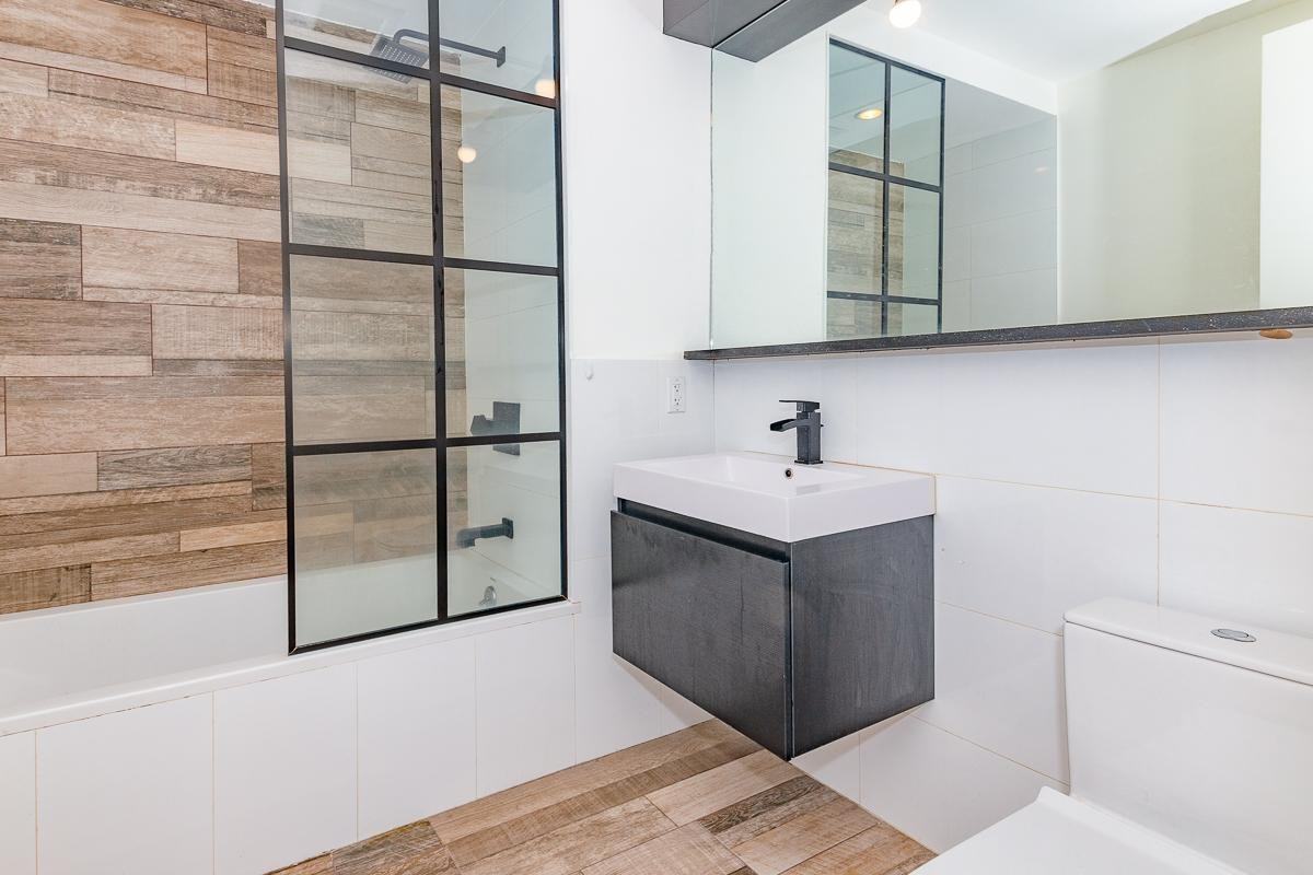 242 Newkirk Ave #7E - Photo 6 of 13