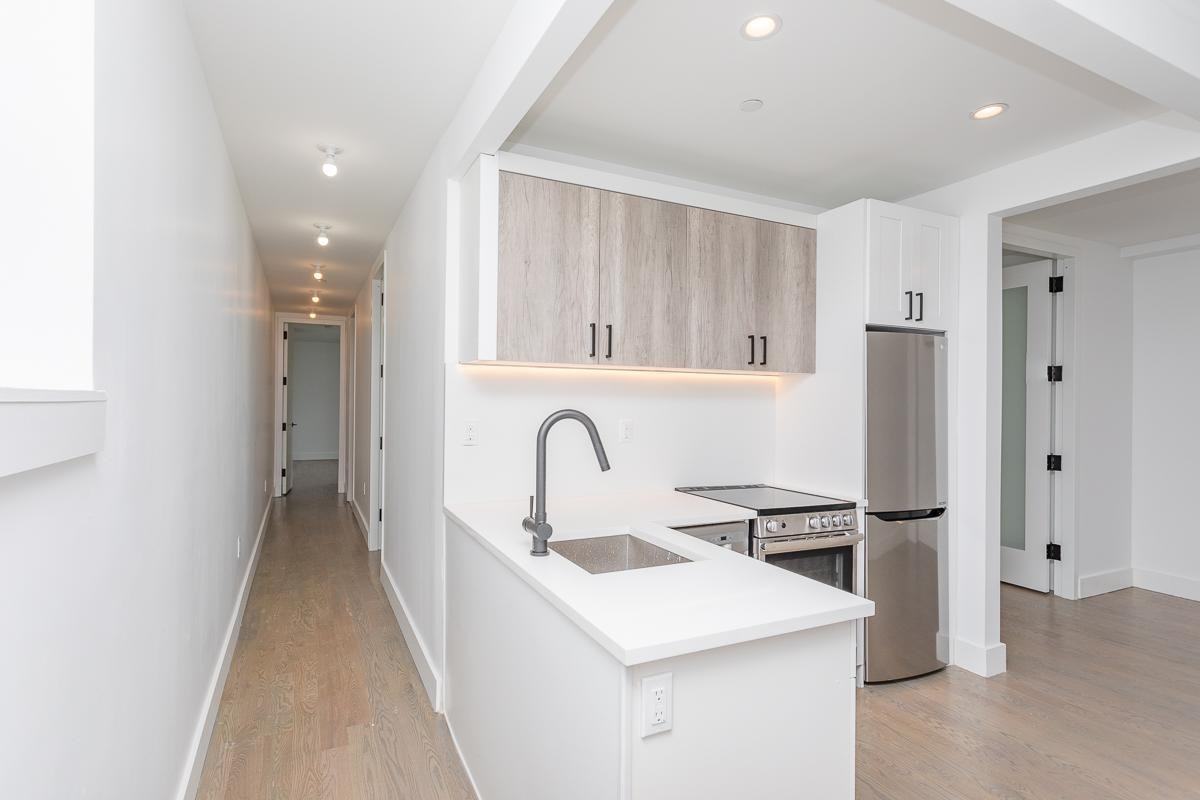 282 E 32nd St #3B - Photo 3 of 19