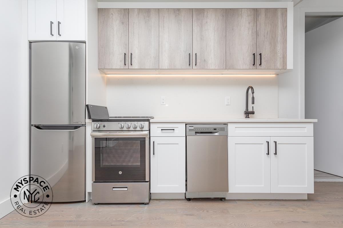 254 E 28th St #3c - Photo 2 of 13