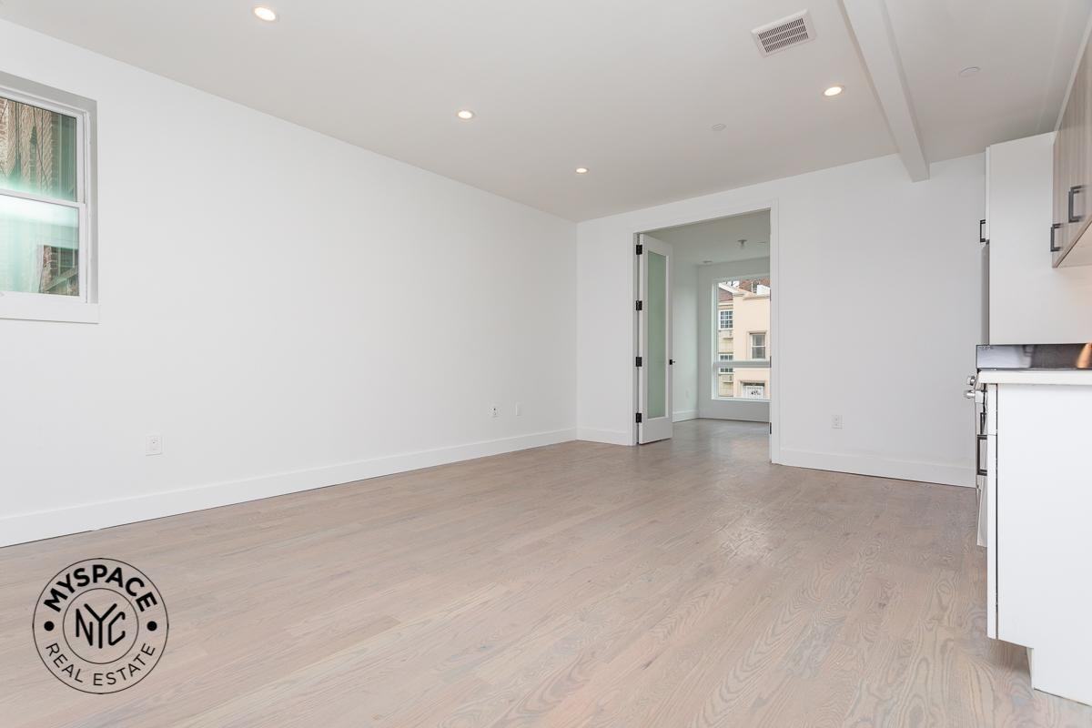 254 E 28th St #3c - Photo 4 of 13