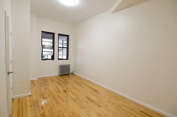 41-45 52nd Street #1A - Photo 3 of 4