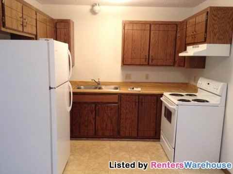 840 Bittersweet St - Photo 3 of 4