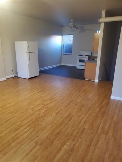 1410 Mcculloh St - Photo 3 of 14