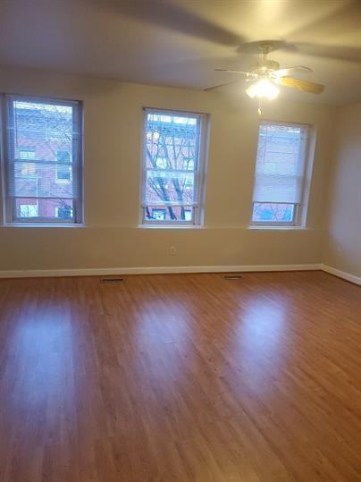 1410 Mcculloh St - Photo 2 of 14