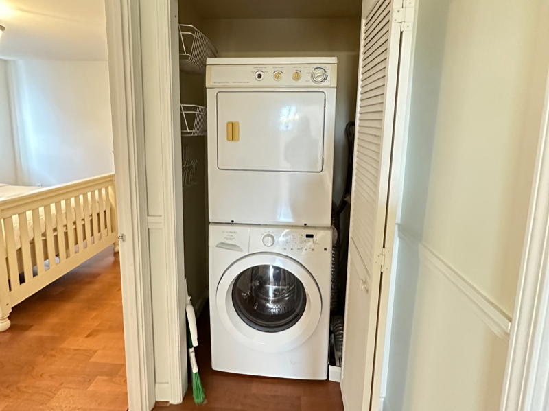 12 Locust St #2C - Photo 2 of 15