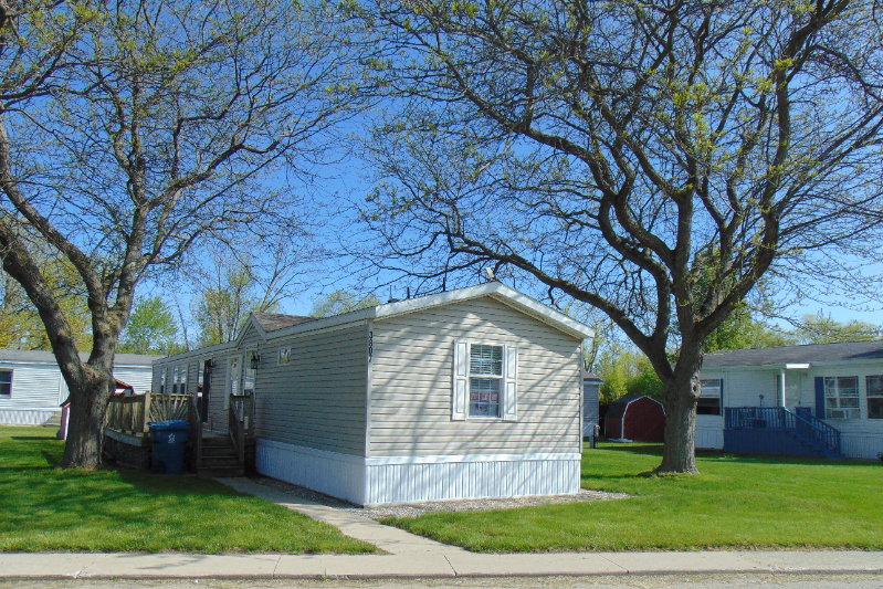 3807 Riata Dr - Photo 3 of 25